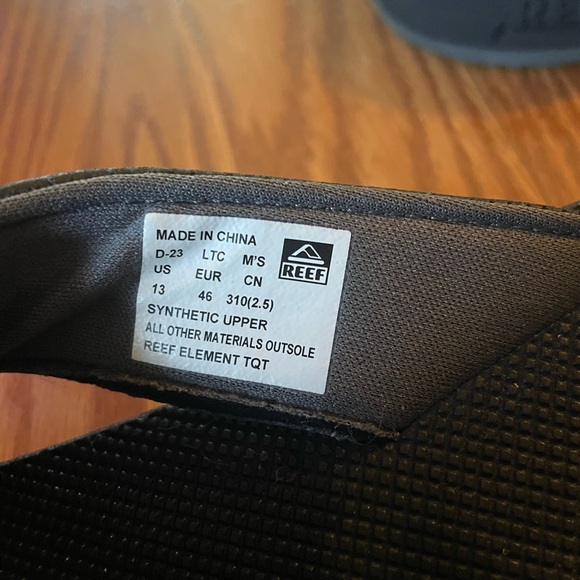 Men’s Reef Element flip flops size 13 - Picture 5 of 7